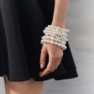 MOVING SALE | Buy by 2/21 | Zara Pearl Bracelets